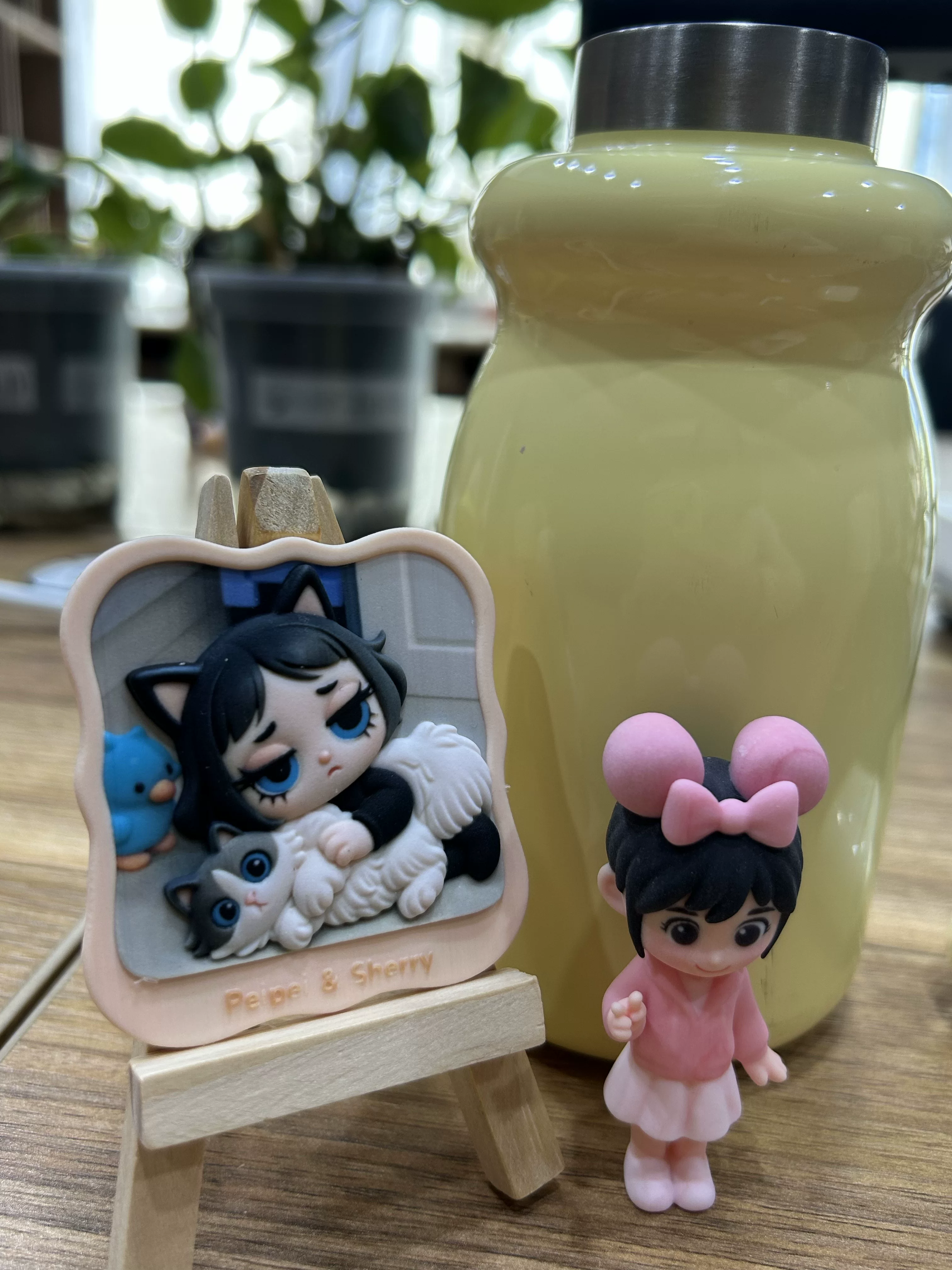 Photo 2 Figure photo review