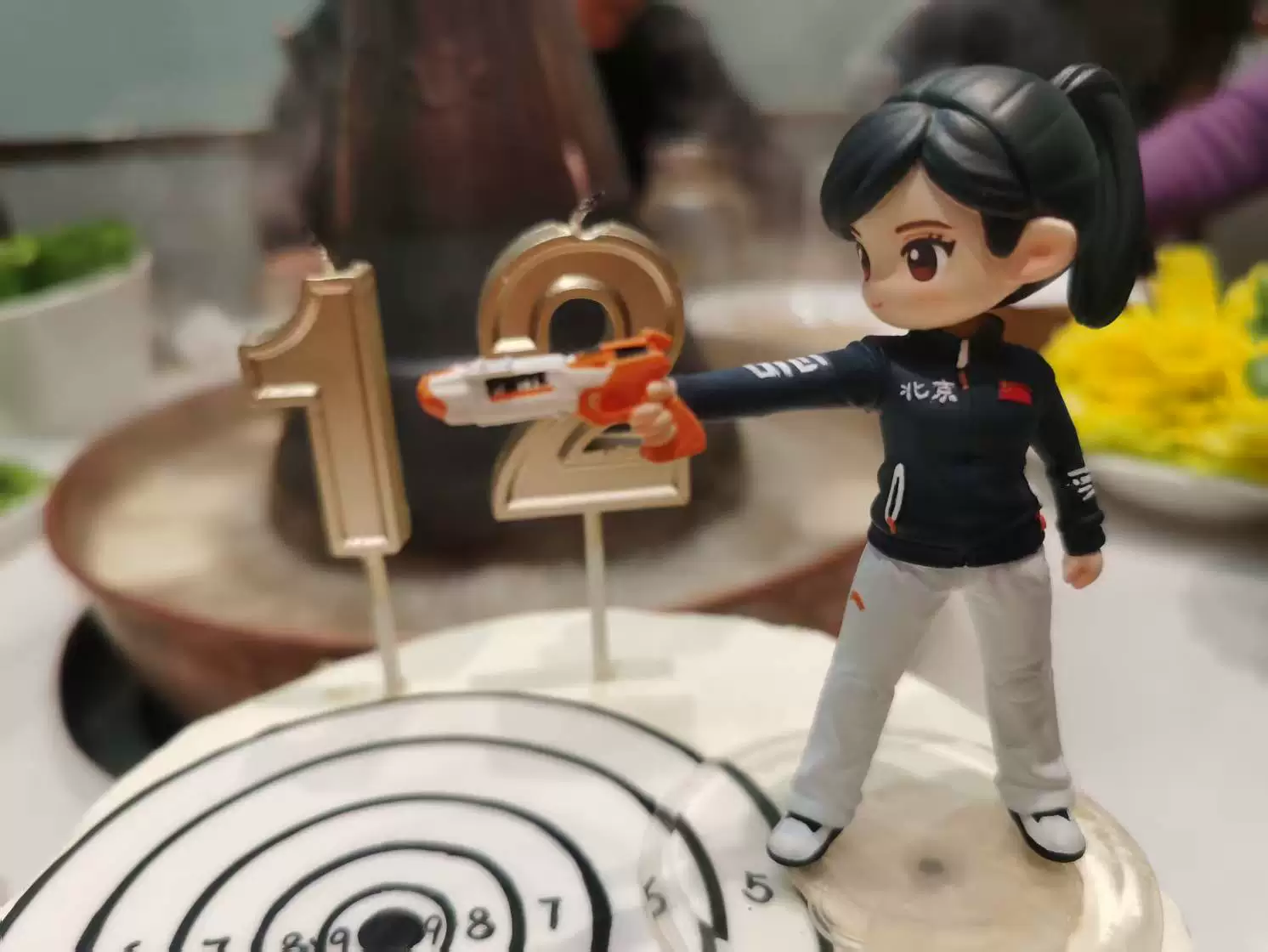 Photo 2 Figure photo review